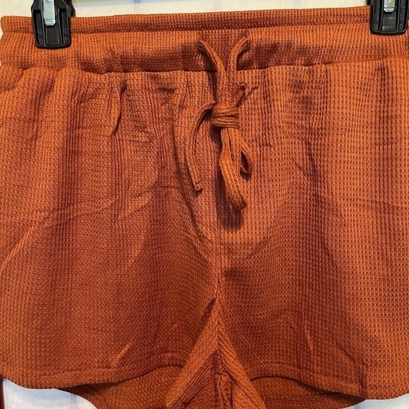 Cute shorts - NWOT - Size Small - Picture 2 of 4